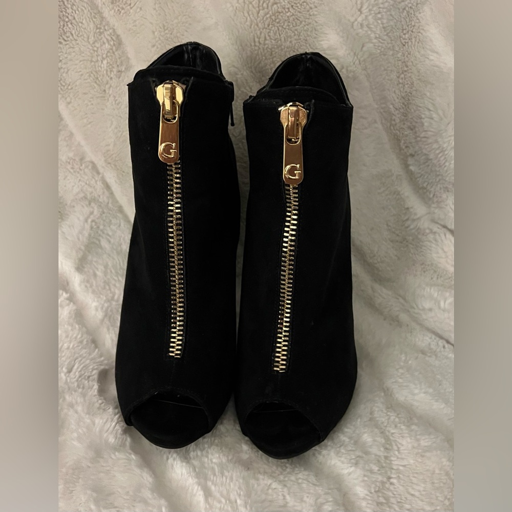 Guess black suede open toe booties, size 7M